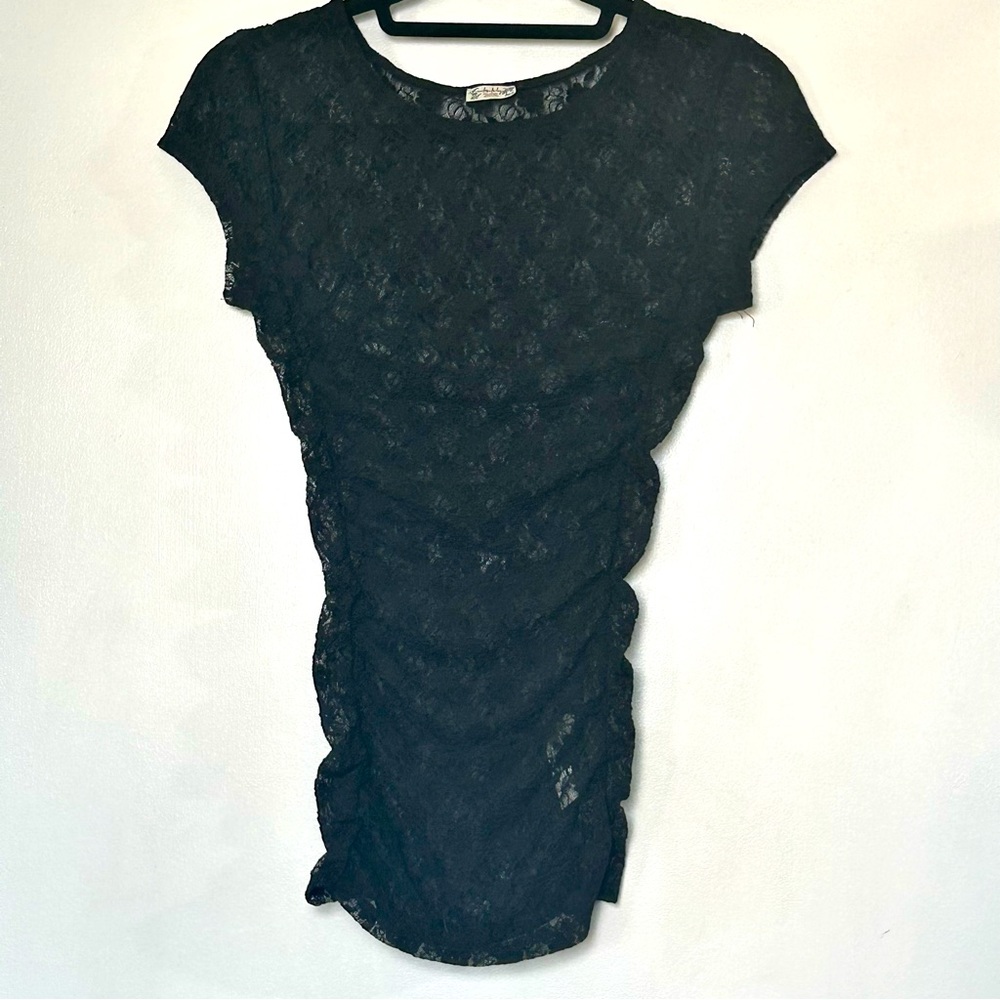 Sold out Free People NWOT Keep It Simple Lace Baby Tee in Black- Size XS - Picture 2 of 8